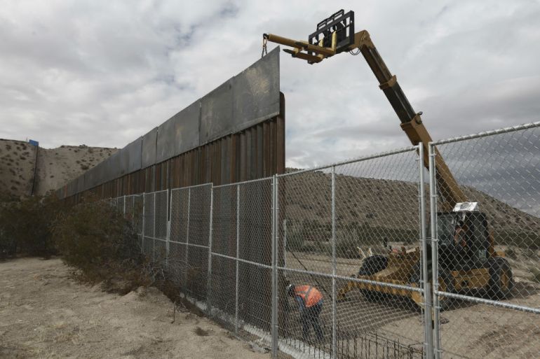 SAD, Meksiko, Zid, Gradnja
