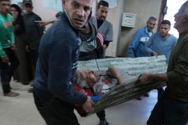 Najmanje 32.490 Palestinaca je ubijeno, a 74.889 ranjeno u izraelskim napadima na Gazu od 7. oktobra (AP Photo/Adel Hana, File)